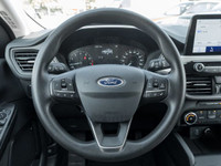 Come see this 2021 Ford Escape SE before it's too late! * This Ford Escape is a Bargain with These O... (image 9)