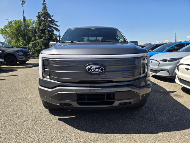 2025 Ford F-150 Lightning LARIAT | MAX TOW PKG | MOBILE PWR CORD in Cars & Trucks in Calgary - Image 3