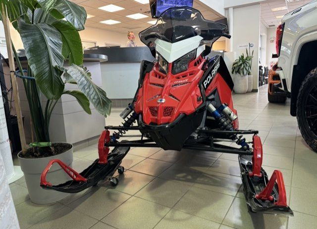 2023 Polaris Patriot Boost Indy VR1 137 in Cars & Trucks in Winnipeg - Image 2