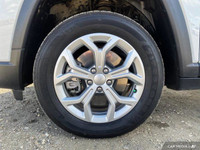 This Jeep Compass boasts a Intercooled Turbo Regular Unleaded I-4 2.0 L/122 engine powering this Aut... (image 8)
