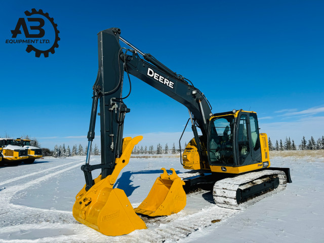 2016 DEERE 135G EXCAVATOR  in Heavy Equipment in Calgary