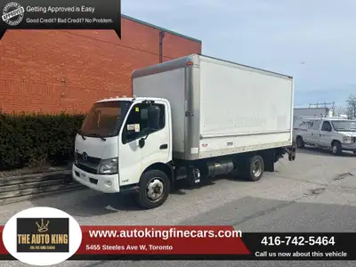 GOOD CREDIT, BAD CREDIT WE CAN HELP!!! PRICED AT $34,979 ACCIDENT FREE!!! WITH FULL SERVICE RECORDS!...
