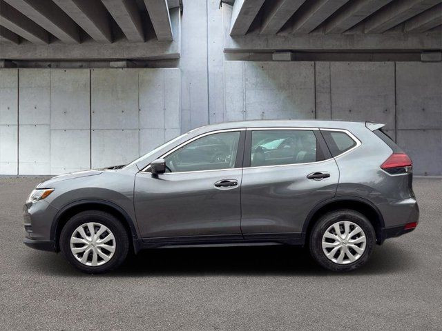  2019 Nissan Rogue in Cars & Trucks in London - Image 2