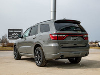 TIRES: 265/50R20 ALL-SEASON PERFORMANCE,TRANSMISSION: 8-SPEED TORQUEFLITE AUTOMATIC (STD),WHEELS: 20... (image 2)