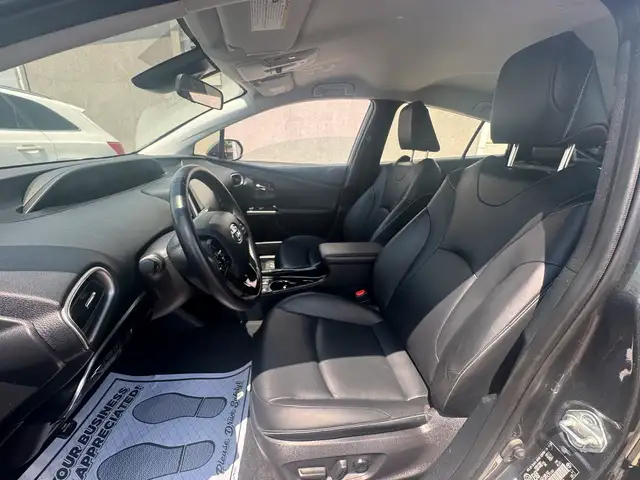 2020 Toyota Prius Prime XLE dans Autos et camions dans Ottawa - Image 14