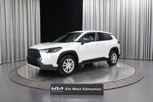 2022 Toyota Corolla Cross L AWD / HEATED SEATS / LANE KEEP /... in Cars & Trucks in Edmonton - Image 3