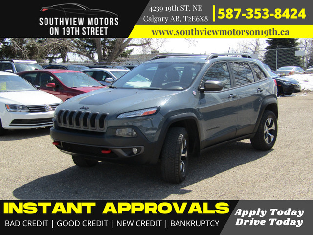 2015 Jeep Cherokee 4WD-TRAILHAWK-NAV-SUNROOF-FINANCING AVAILABLE in Cars & Trucks in Calgary