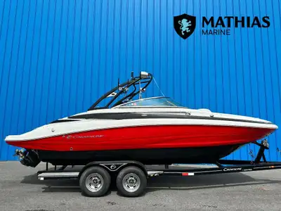 Bateau Plaisance CROWNLINE E4 2015 Concessionnaire de bateaux et pontons neufs et d'occasion Mathias...