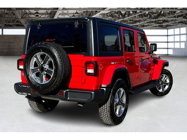  2021 Jeep Wrangler Unlimited Sahara | Leather | Cold Weather |  in Cars & Trucks in Mississauga / Peel Region - Image 2