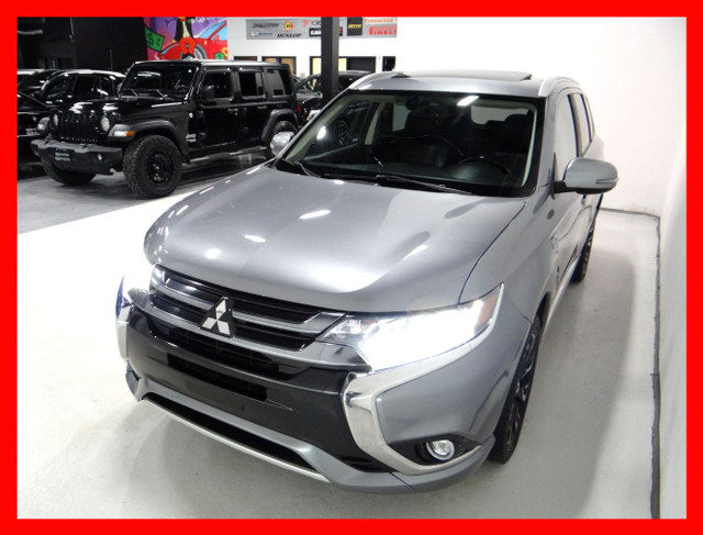2018 Mitsubishi Outlander PHEV SE S-AWC *LEATHER/SUNROOF/NAV/LOA in Cars & Trucks in London - Image 3