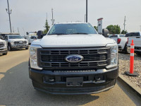 2023 Ford Super Duty F-550 DRW XL 4WD Crew Cab 203" WB 84" CA, 12ft Deck, 6.7L V8 Diesel, High Capac... (image 7)