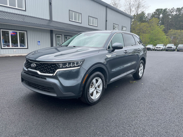 2021 Kia Sorento 2.5L LX+ 7 PASSENGER!!HEATED SEATS, HEATED W... in Cars & Trucks in Annapolis Valley - Image 2