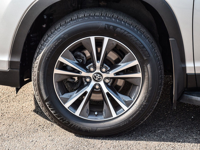 2019 Toyota Highlander LE LE, LEATHER, MOONROOF in Cars & Trucks in Oakville / Halton Region - Image 4