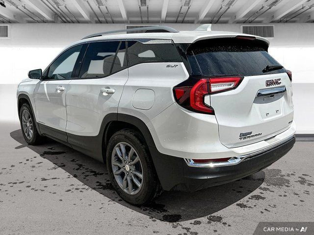 2024 GMC Terrain SLT 1.5L AWD | Heated Seats And Steering in Cars & Trucks in Winnipeg - Image 4