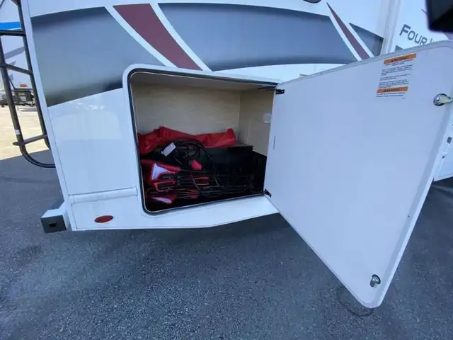 2023 Thor Motor Coach Four Winds 31EV in RVs & Motorhomes in Abbotsford - Image 42