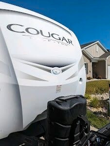2019 KEYSTONE COUGAR 22RBSWE (FINANCING AVAILABLE) in Travel Trailers & Campers in Saskatoon - Image 2
