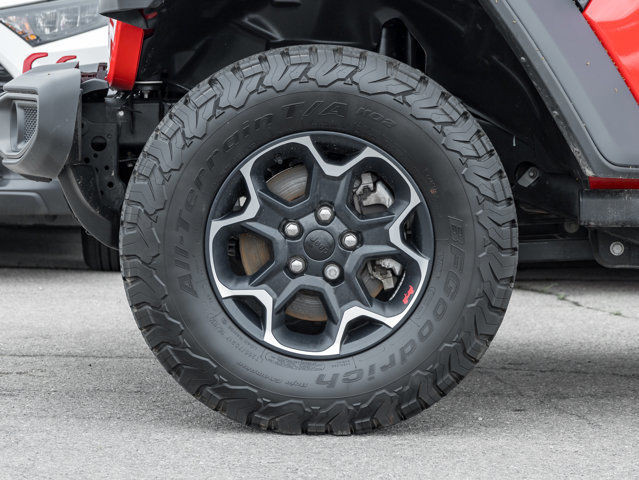 2023 Jeep Wrangler Rubicon | Clean Carfax | Heated Seats in Cars & Trucks in Hamilton - Image 4