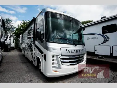 Please Call Us At 613.851.7326 with any questions? Jayco Alante Class A gas motorhome 29S highlights...