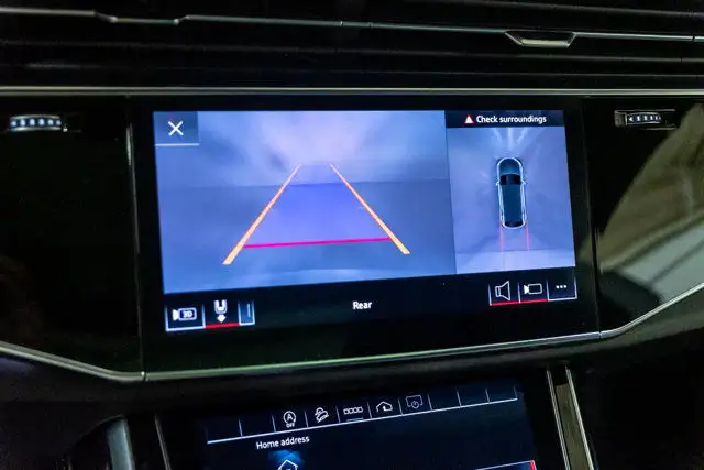 2023 Audi Q8 Progressiv | Aide in Cars & Trucks in City of Montréal - Image 27