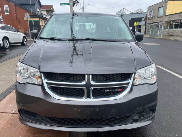 2016 Dodge Grand Caravan dans Autos et camions  à Hamilton - Image 2