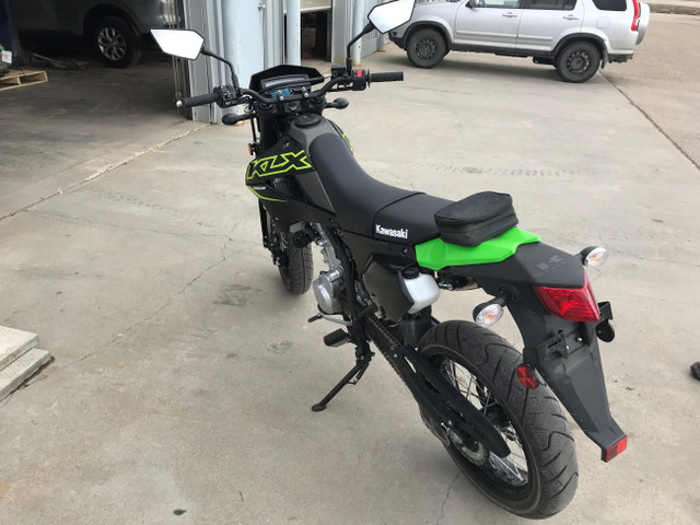 REDUCED WITH EXTENDED WARRANTY 2022 Kawasaki KLX 300SM Super mot in Other in Portage la Prairie - Image 2