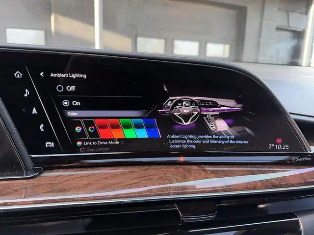 2021 Cadillac Escalade Platinum Sport AWD DVD Automatique avec V in Cars & Trucks in Laval / North Shore - Image 45