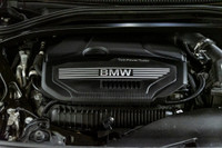 Francais: * Édition M Sport * Freins standard * Ensemble M Sport * Volant en cuir M * Ensemble aérod... (image 9)