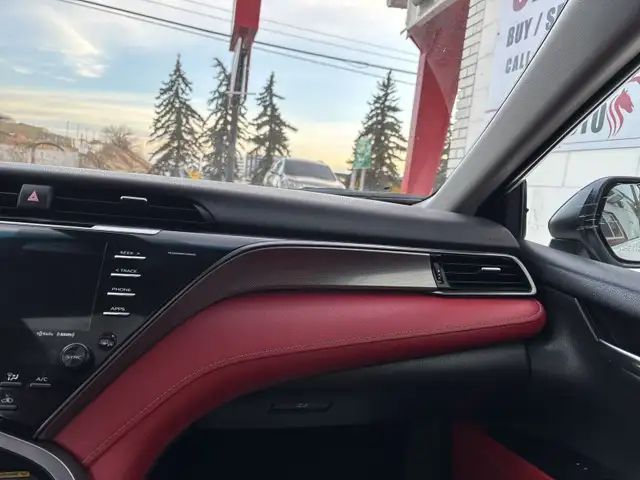 2019 Toyota Camry XSE | RED LEATHER INTERIOR | HEATED SEATS | SU in Cars & Trucks in Calgary - Image 15