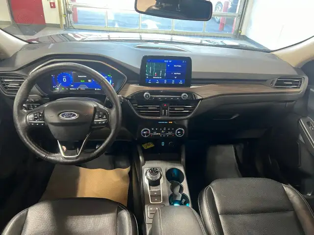 2020 Ford Escape in Cars & Trucks in Edmonton - Image 27