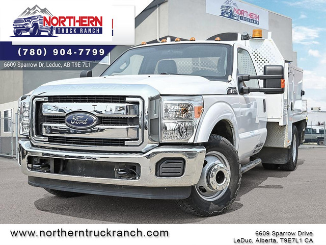 2012 Ford F-350 Chassis XLT REGULAR CAB FLAT DECK UTILITY TRUCK in Cars & Trucks in Edmonton