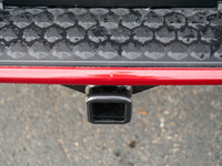 2025 GMC Canyon Elevation 4x4 Rugged Capability Meets Urban Style Built to conquer the trail and tur... (image 9)