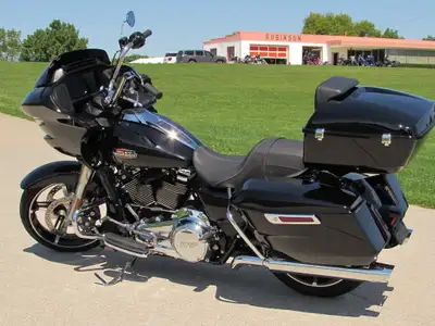 New Price, $29,950 cash deal - Like New, Save, Save, Save! 2024 Road Glide FLTRX 117 - Optional Glos...