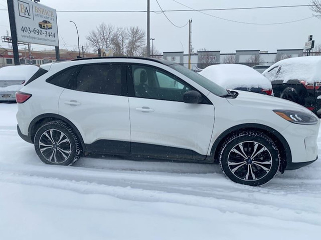 2021 Ford Escape SEL in Cars & Trucks in Calgary - Image 4