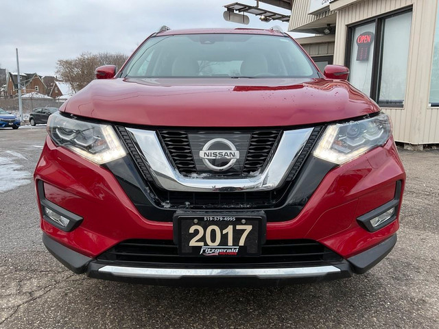  2017 Nissan Rogue SL PLATINUM AWD -LEATHER! NAV! 360 CAM! BSM!  in Cars & Trucks in Kitchener / Waterloo - Image 2