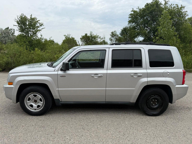 2010 Jeep Patriot NORTH| 4X4 | HEATED SEATS | AC in Cars & Trucks in Oshawa / Durham Region - Image 3