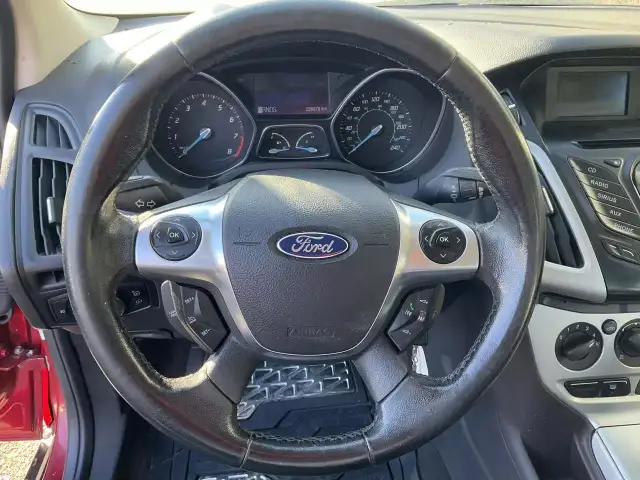 2012 FORD Focus Automatique | Air | Bluetooth | in Cars & Trucks in Laval / North Shore - Image 21