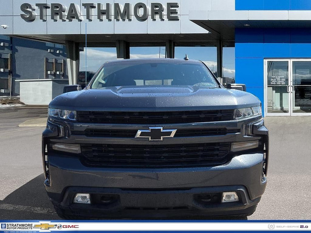 2019 Chevrolet Silverado 1500 in Cars & Trucks in Calgary - Image 2