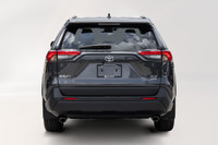 Nouvel Arrivage! La Toyota RAV4 XLE 2023 automatique est un VUS compact polyvalent, idéal pour les c... (image 4)