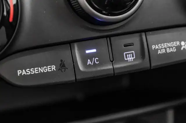 Hyundai Kona Preferred AWD+VOLANT/SIEGES.CHAUFF+CARPLAY 2019 in Cars & Trucks in Laval / North Shore - Image 33