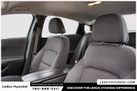 2021 Chevrolet Malibu LT Experience the Chevrolet Malibu LT with only 99902 km on the odometer. Fini... (image 8)