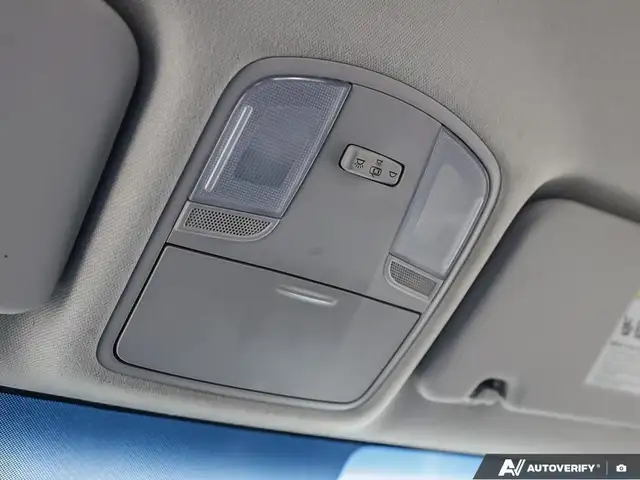 2020 Hyundai Kona 2.0L Essential low km | Apple carplay & And... in Cars & Trucks in London - Image 23