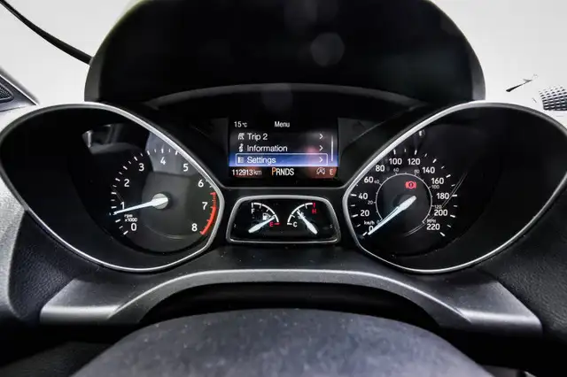 2019 Ford Escape SE FWD • HEATED SEATS • CP/AA • REMOTE START in Cars & Trucks in Ottawa - Image 20