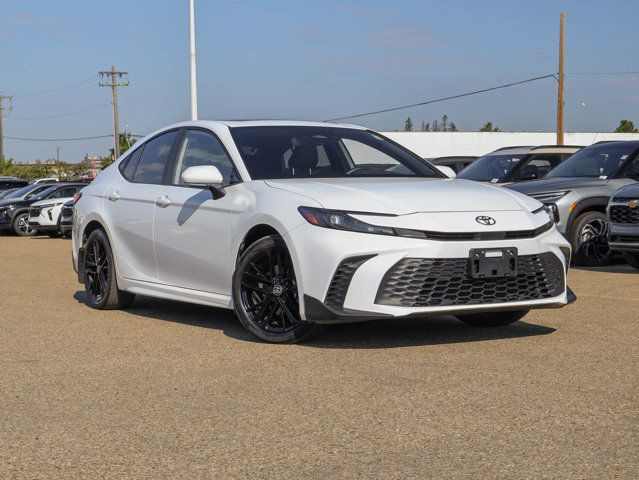 2025 Toyota Camry SE Upgrade AWD 2.5L Hybrid in Cars & Trucks in Edmonton - Image 2
