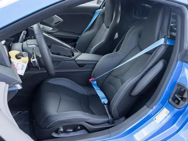 2025 Chevrolet Corvette 2LT- Front Lift | Z51 Performance Pkg in Cars & Trucks in Markham / York Region - Image 16