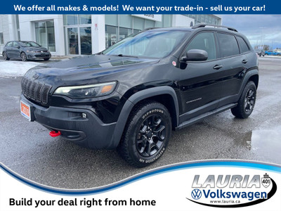 2019 JEEP Cherokee Trailhawk - LOW KMS