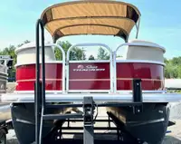 2023 Sun Tracker PARTY BARGE 18 DLX with Mercury 60HP Command Th