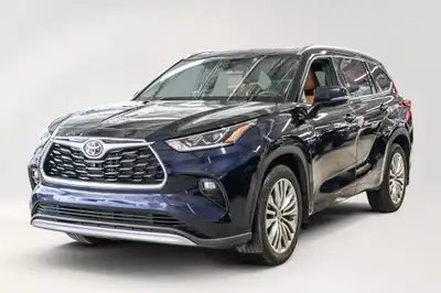 Ce modèle vient équipé avec les éléments suivants; AWD * GPS * Intérieur en Cuir * Mags * Toit ouvra...