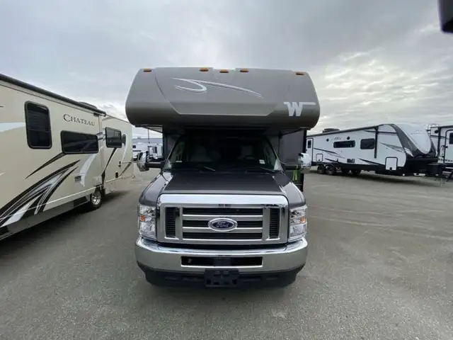2025 Winnebago Minnie Winnie 26T in RVs & Motorhomes in Abbotsford - Image 5
