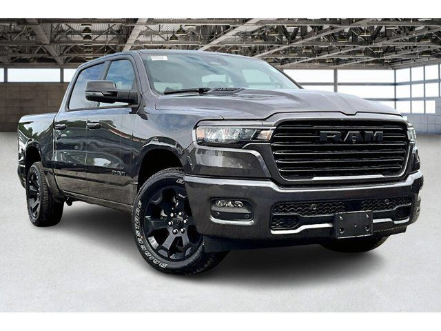 2025 Ram 1500 SPORT CREW Leather Pano Roof Sport Hood in Cars & Trucks in Mississauga / Peel Region - Image 2