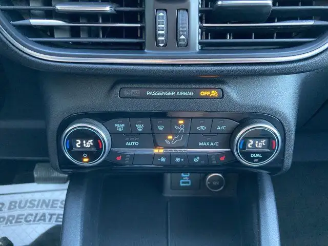 2021 Ford Escape Titanium in Cars & Trucks in Hamilton - Image 25